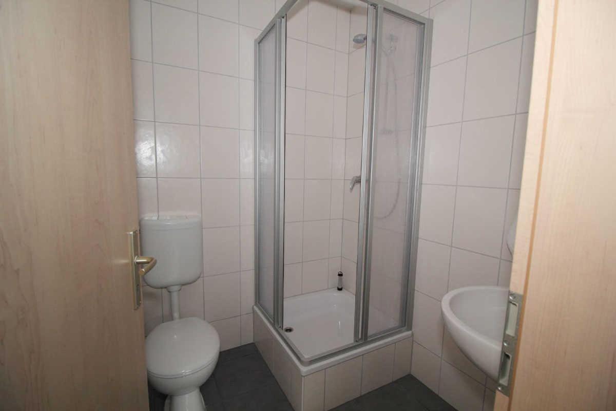 Kutterfisch Kajueten Direkt Im Stadthafen Apartment Sassnitz Exterior foto