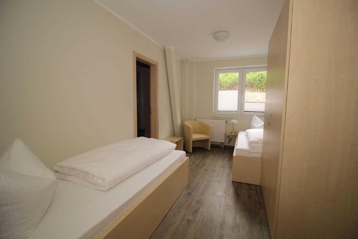 Kutterfisch Kajueten Direkt Im Stadthafen Apartment Sassnitz Exterior foto